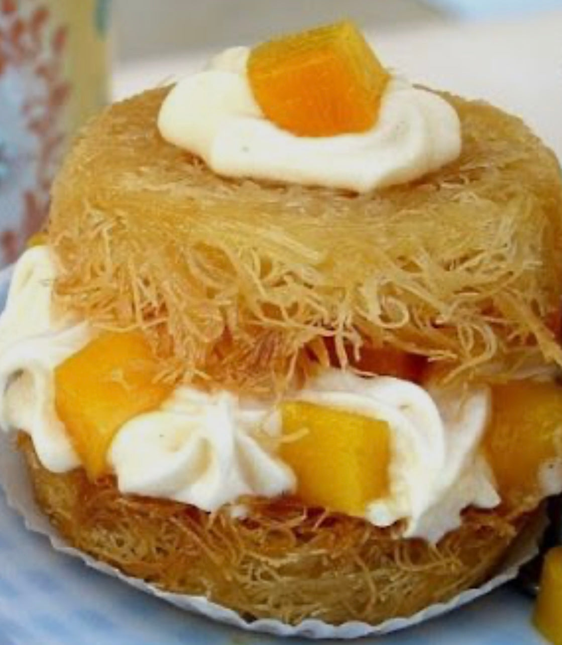 Kunafa Mango& Creme sandwich